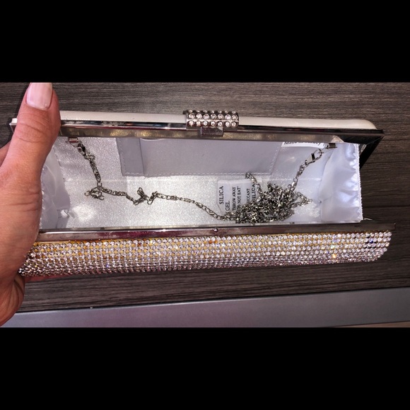 Diamond silver clutch - Picture 5 of 5